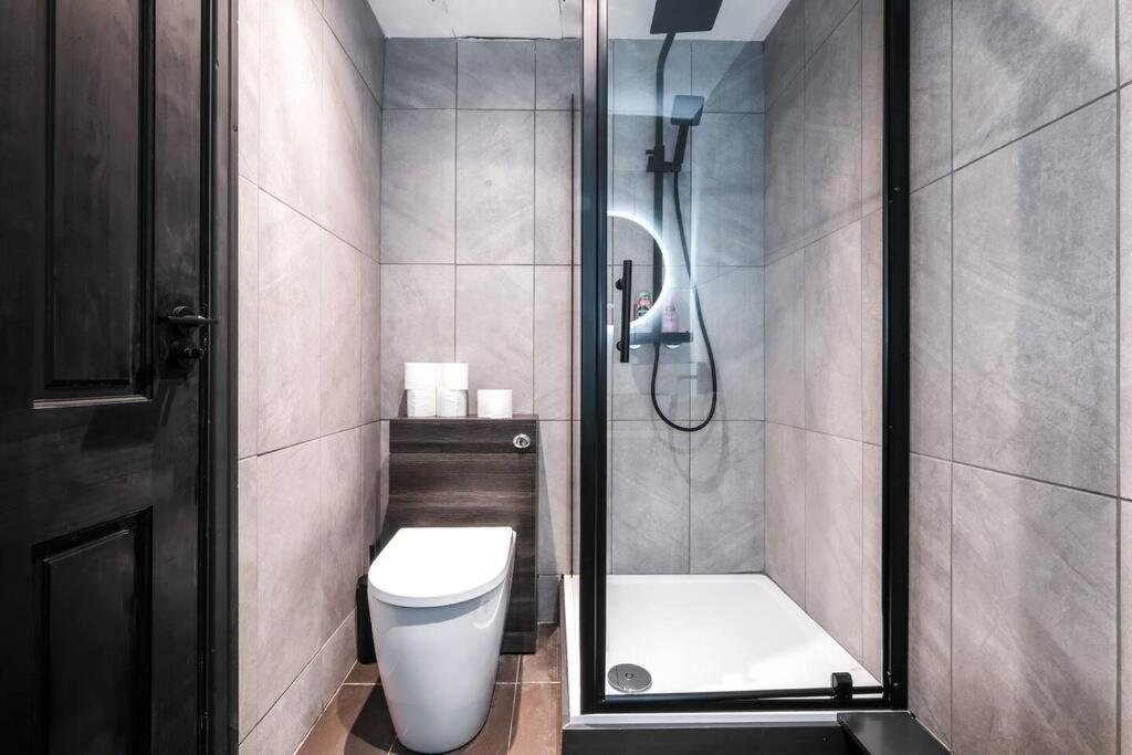 Sleep 2 In Piccadilly Soho Central London Vrf Bagian luar foto